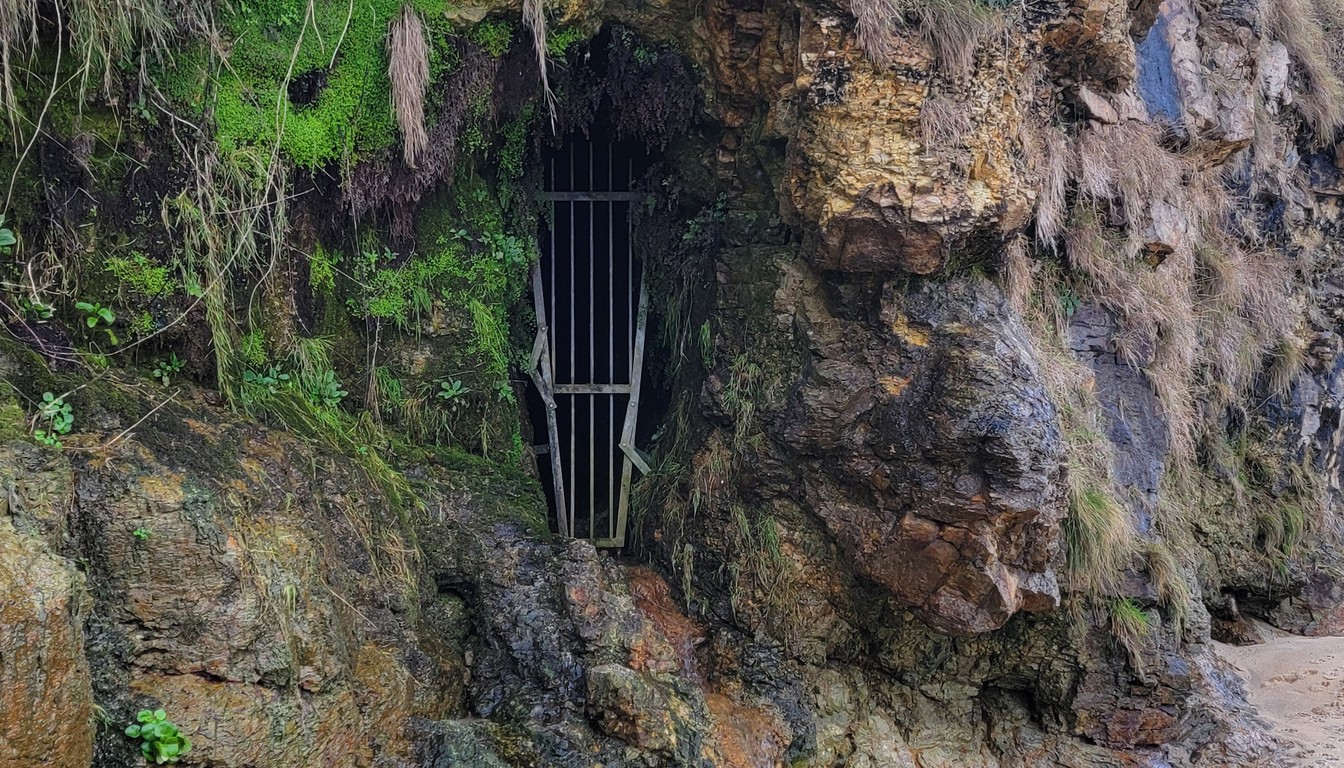 Carbis Bay Mining Tour